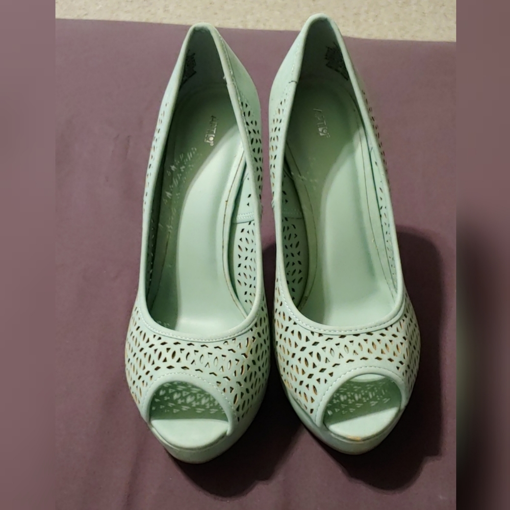 Brand New with box Apt. 9 Heels sz. 9.5